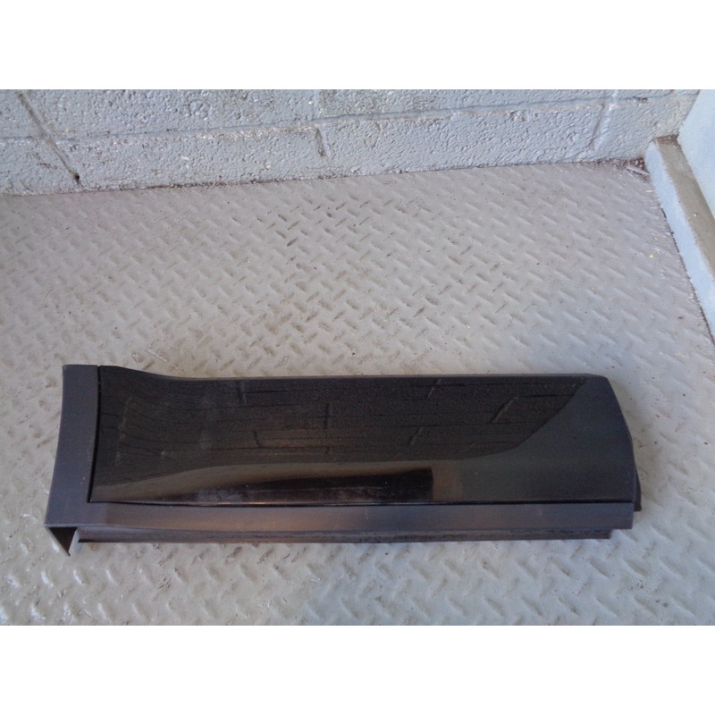 Range Rover Evoque Door Moulding Trim Off Side Rear Santorini L538 2011 to 2018