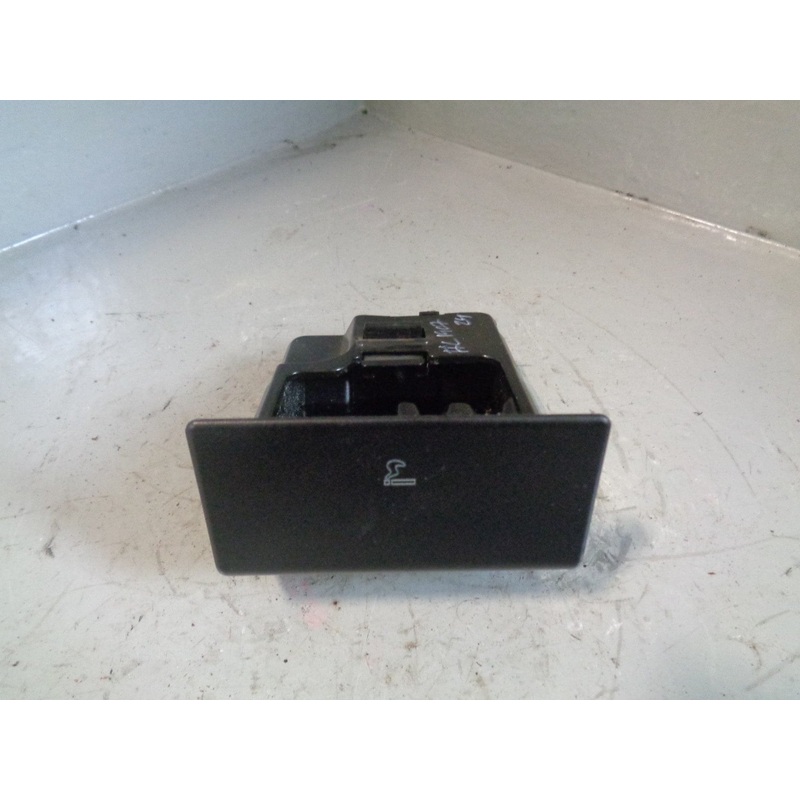 Discovery 2 Front Ashtray Dashboard Black Land Rover 1998 to 2004 L190724