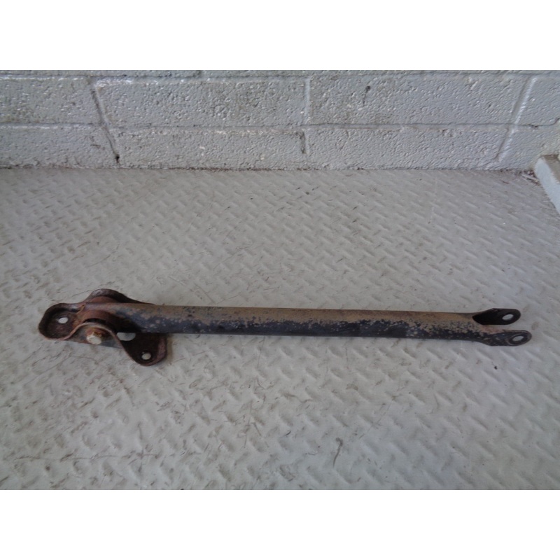 Range Rover Evoque Trailing Arm Near Side Rear with Bracket L538 2011 to 2018