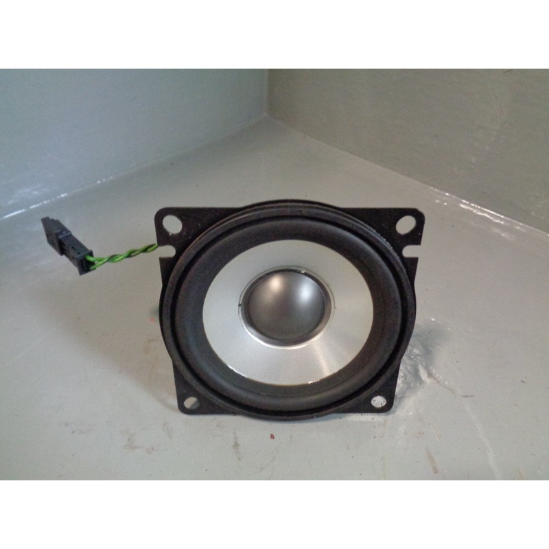 Range Rover L322 Dashboard Top Speaker XQM500120 2002 to 2006