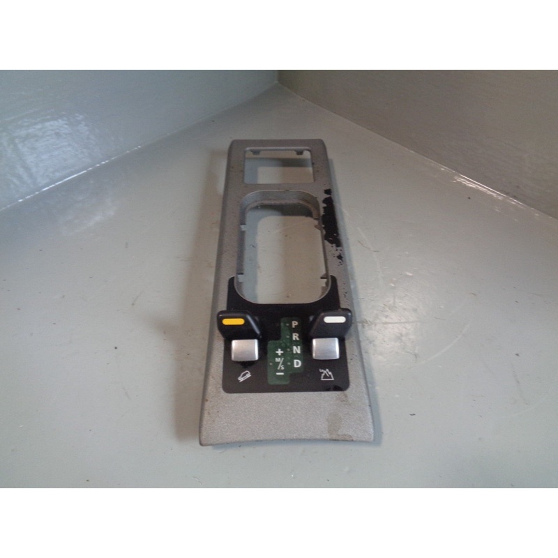 Range Rover L322 Hill Descent FJV000255LYU Terrain Panel 2002 to 2005 S1084