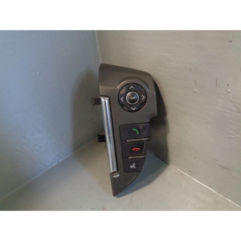 Audio Controls Steering Wheel CH22-13D767-BB Discovery 4 Range Rover Sport