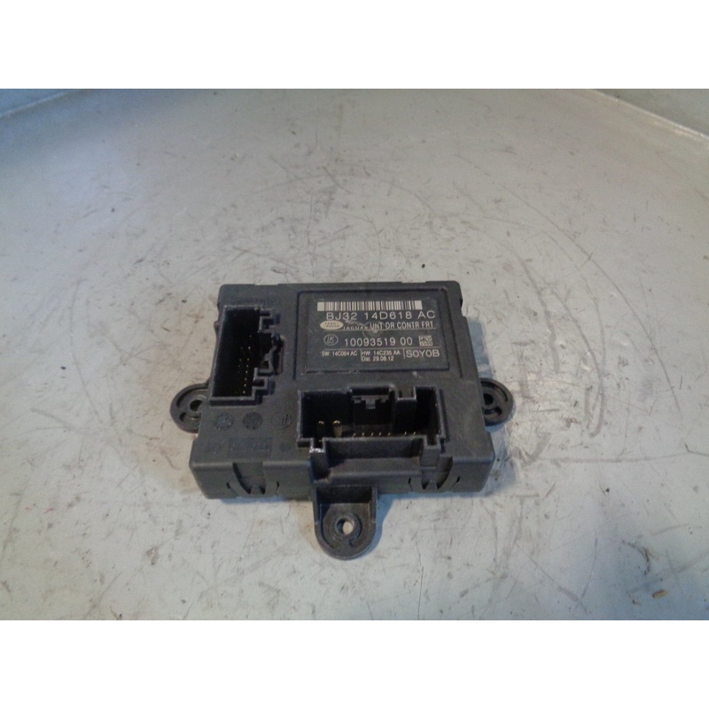 Discovery 4 Control Module ECU Off Side Front BJ32 14D618 AC Land Rover