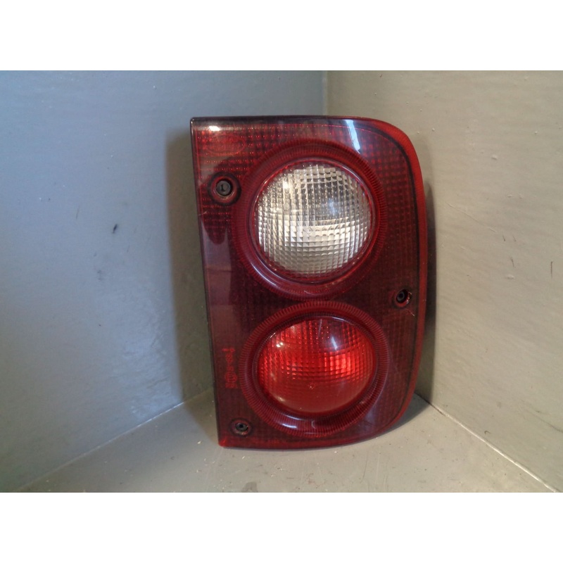 Freelander 1 Rear Light Off Side Upper Tail Lamp Land Rover 1998 to 2004