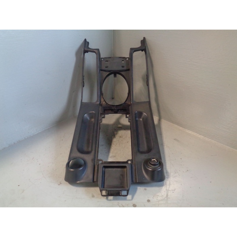 Range Rover L322 Centre Console Trim 12V Socket 2002 to 2006 L18094