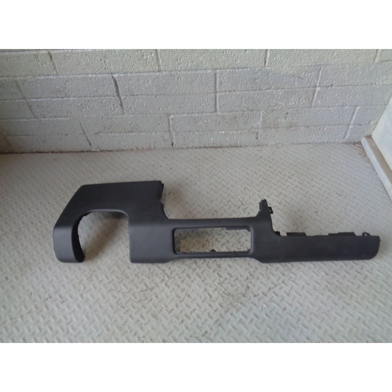 Range Rover L322 Dash Panel Lower Trim Surround in Black 2002 to 2006 L18094