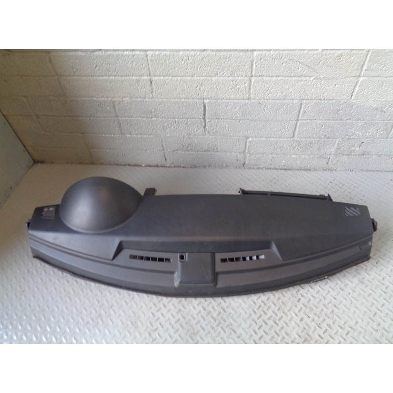 Range Rover Sport Dashboard for Sat Nav Vehicles Black L320 2005 to 2009 L270824