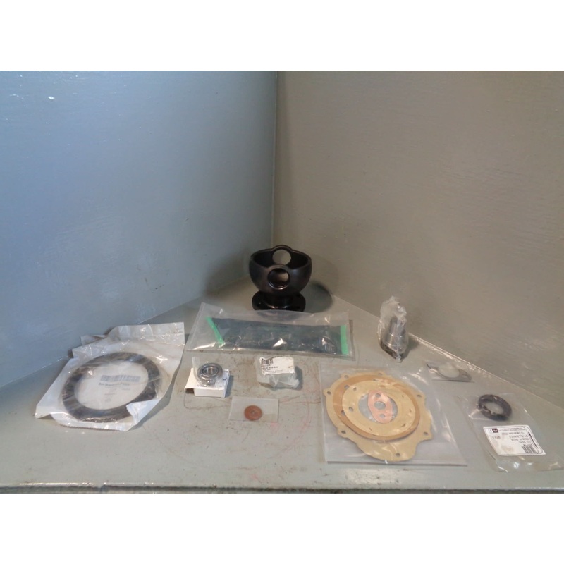 Defender 90 / 110 Swivel Ball Housing Repair Kit Land Rover 1986 to 1993