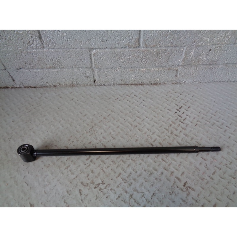 Defender Discovery Trailing Radius Arm Rear LR049068 Land Rover 1986 to 1998