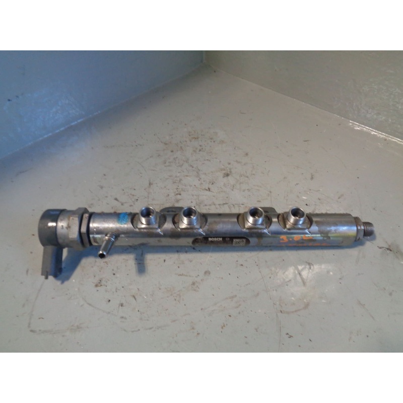 Discovery 4 Fuel Injection Rail 9X2Q-9D280-AB 3.0 TDV6 Range Rover Sport