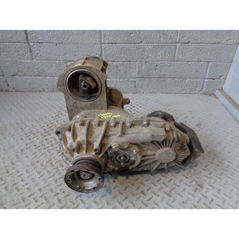 Range Rover L322 Transfer Box IAB000031 4.4 V8 and 3.0 TD6 Auto 2002 to 2006