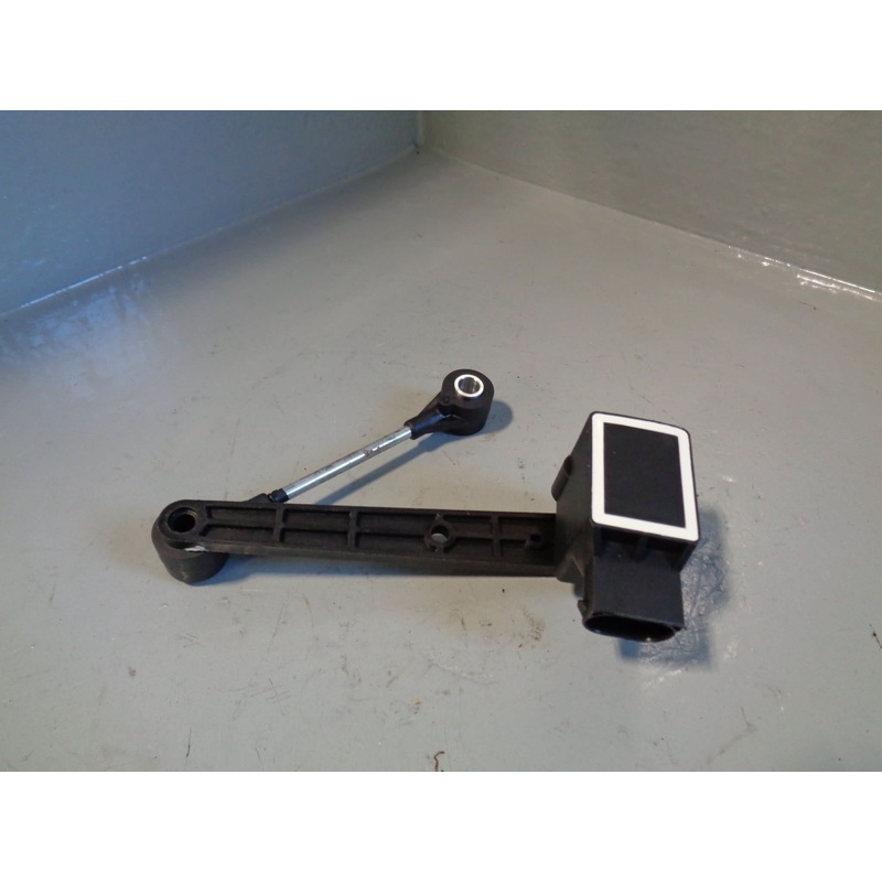Discovery 2 Ride Height Sensor Rear RQH100030 Land Rover 1998 to 2004