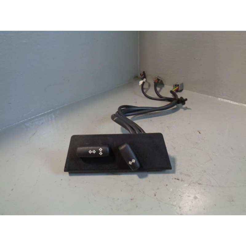 Freelander 2 Electric Seat Switch Off Side Front 65H52 14A701BAW Land Rover