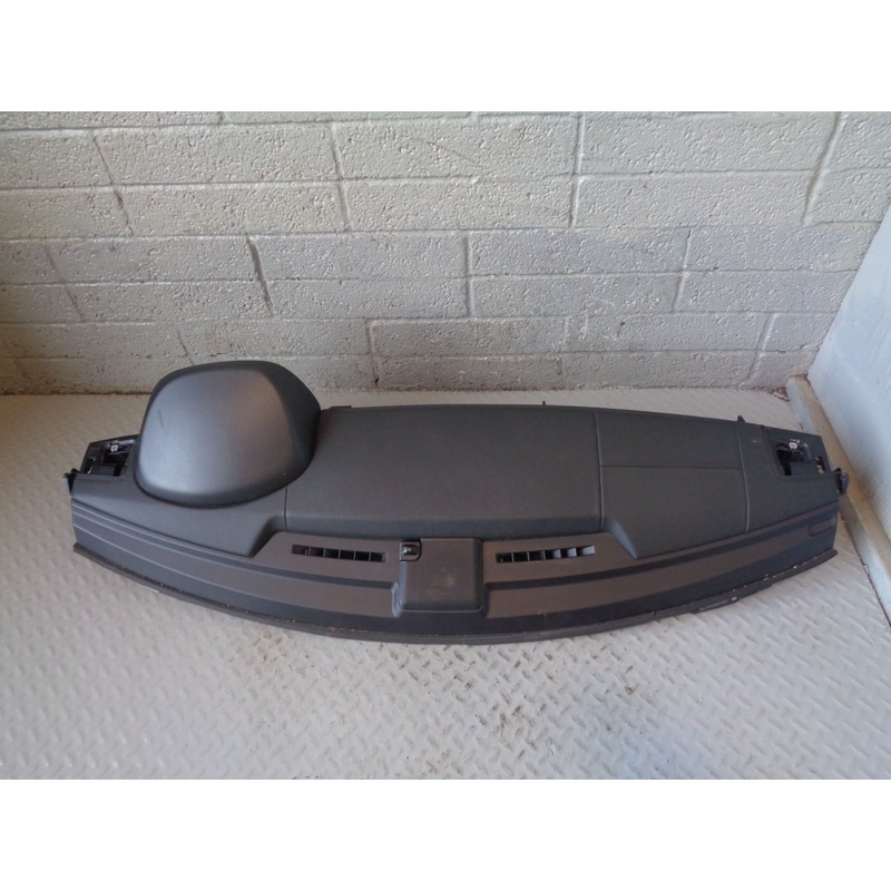 Range Rover Sport Dashboard for Sat Nav Vehicles Black L320 2009 to 2013 L08114