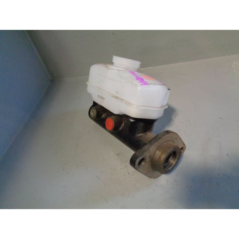Series 3 Brake Master Cylinder Girling 64068989 Land Rover 1971 to 1985