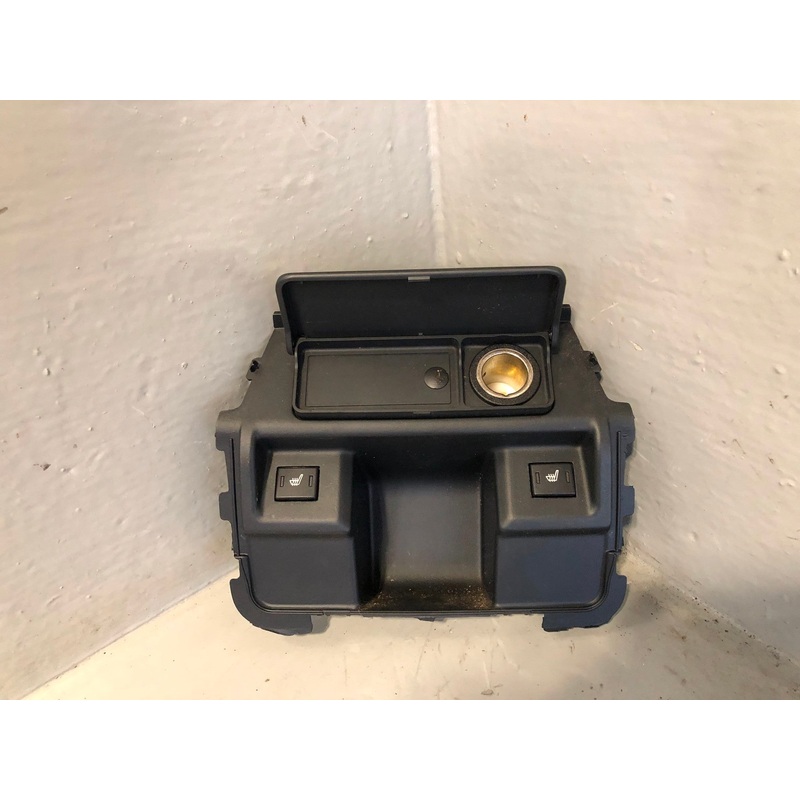 Discovery 4 Centre Console Heated Seat Switches Aux FHM500060PVJ Land Rover