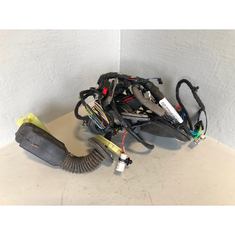 Discovery 4 Door Wiring Loom Near Side Front FH22-14630-ADC L319 Keyless