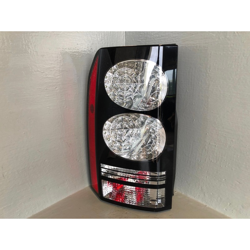Discovery 4 Rear Light Near Side Tail Lamp EH22-13405-AA Land Rover 2014 to 2016