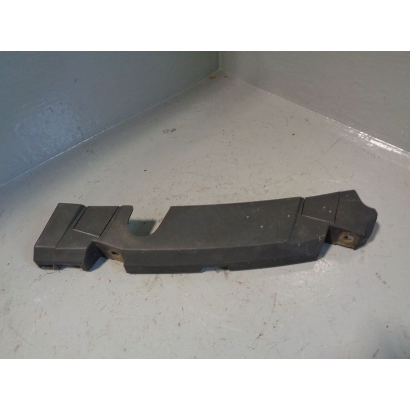 Range Rover L322 Headlight Top Bracket Near Side Front Facelift 2006 to 2009