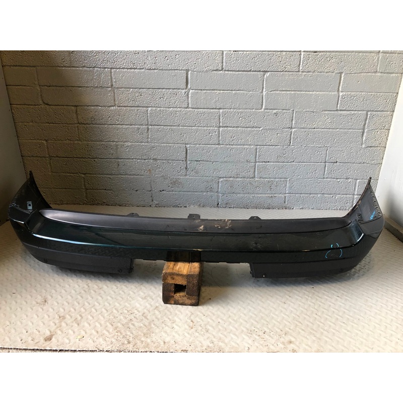 Range Rover L405 Rear Bumper in Aintree Green LRC 866 2013 to 2017