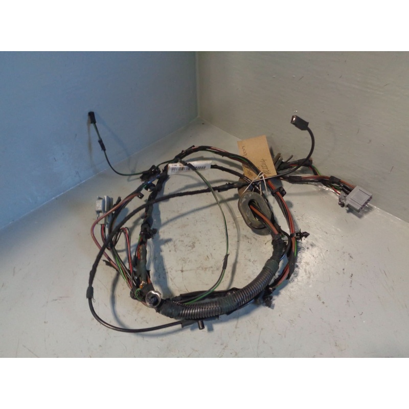 Discovery 3 Tailgate Wiring Loom Upper YMN500162 Land Rover 2004 to 2009