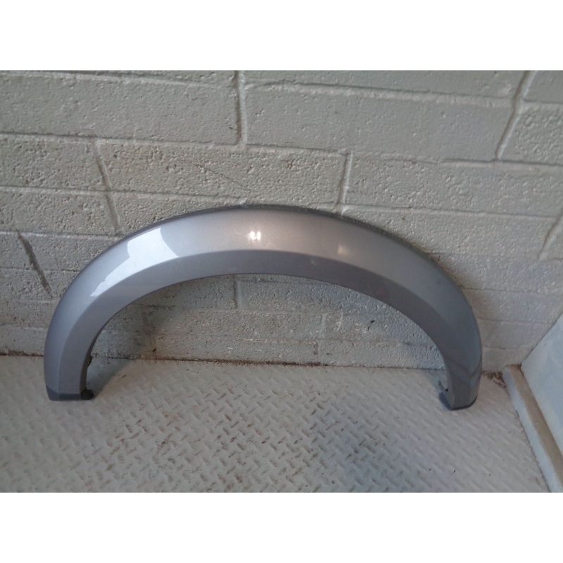 Discovery 4 Wheel Arch Trim Front Off Side Orkney Grey Land Rover 2009 to 2016