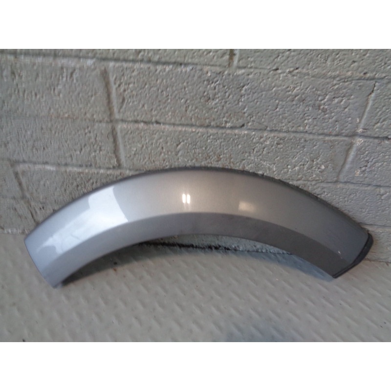 Discovery 4 Wheel Arch Trim Rear Quarter Left Orkney Grey Land Rover