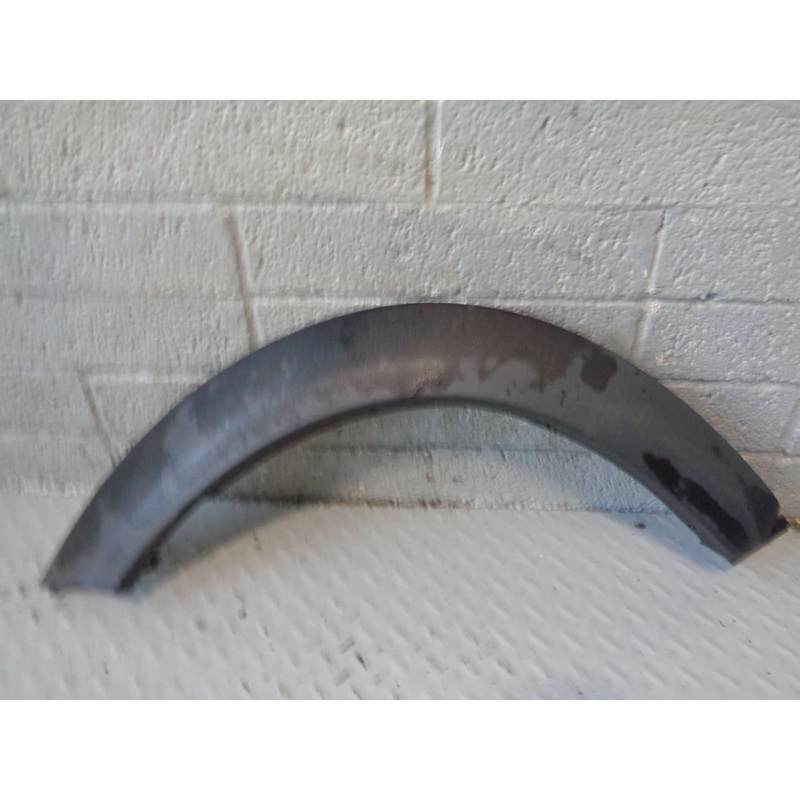 Freelander 1 Rear Wheel Arch Trim Off Side 3 Door DFK100700 Land Rover
