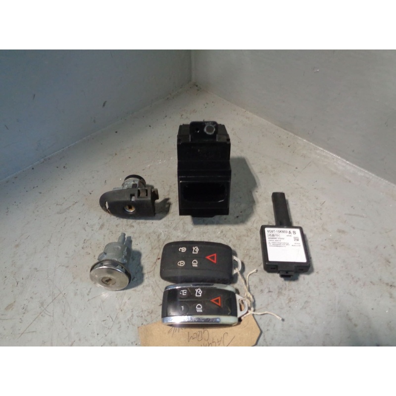 Jaguar XF Keys Remote and Blade with Door Lock Ignition X250 2007 to 2015 K18051