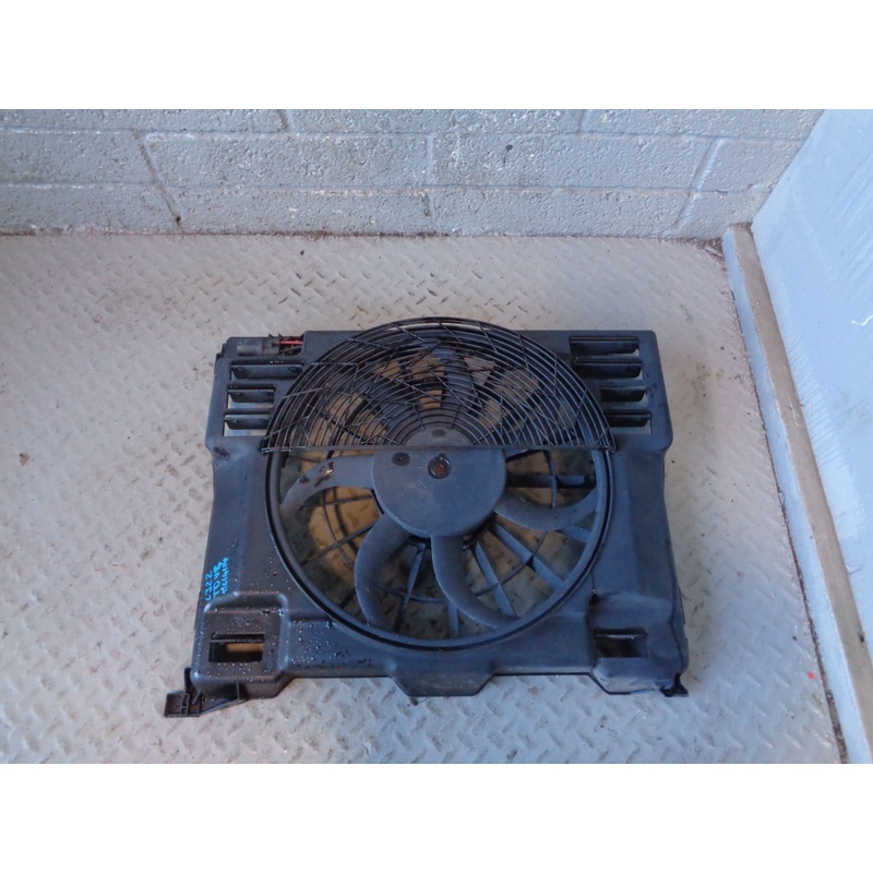 Range Rover L322 Air Con Conditioning Fan Assembly 3.6 TDV8 PGF500330