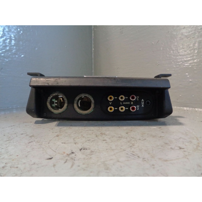 Range Rover L322 Centre Console Rear AV Ports Sockets XVN500020 with Flip Lid