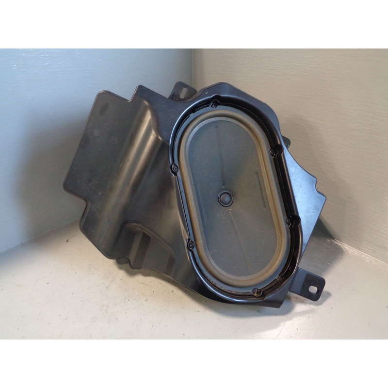 Range Rover L322 Subwoofer Harmon Kardon Logic 7 XQA500090 2006 to 2009