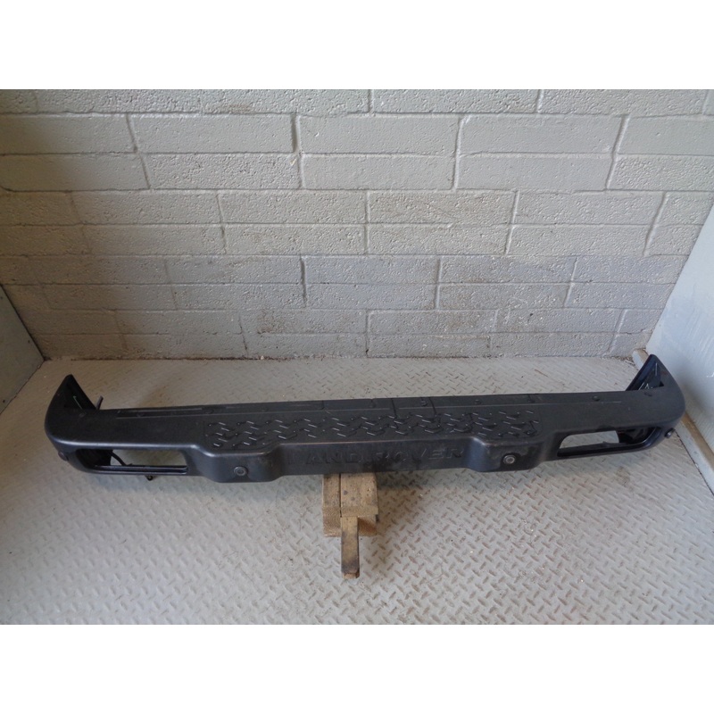 Discovery 2 Rear Bumper with Parking Sensors Land Rover 1998 to 2004 R03015