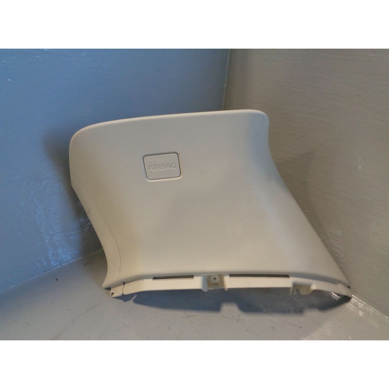 Range Rover Evoque D Pillar Trim Internal Off Side Right Rear in Ivory 3 Door