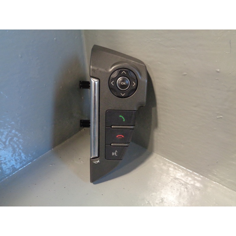 Audio Controls Steering Wheel CH22-13D767-DB Discovery 4 Range Rover Sport