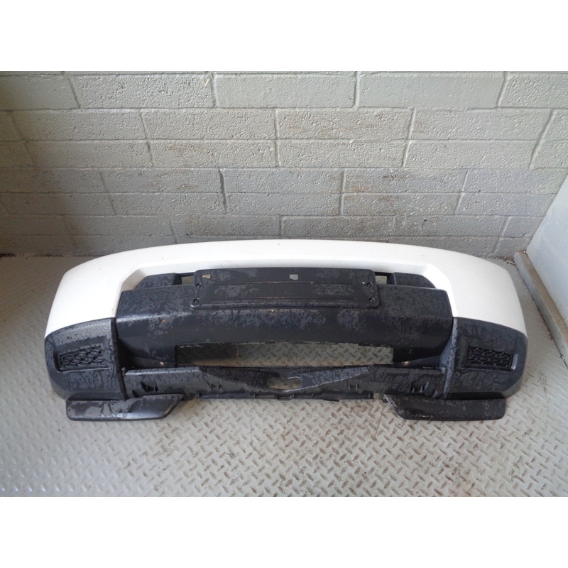 Discovery 4 Front Bumper LRC 867 Fuji White Land Rover 2009 to 2014 L22015