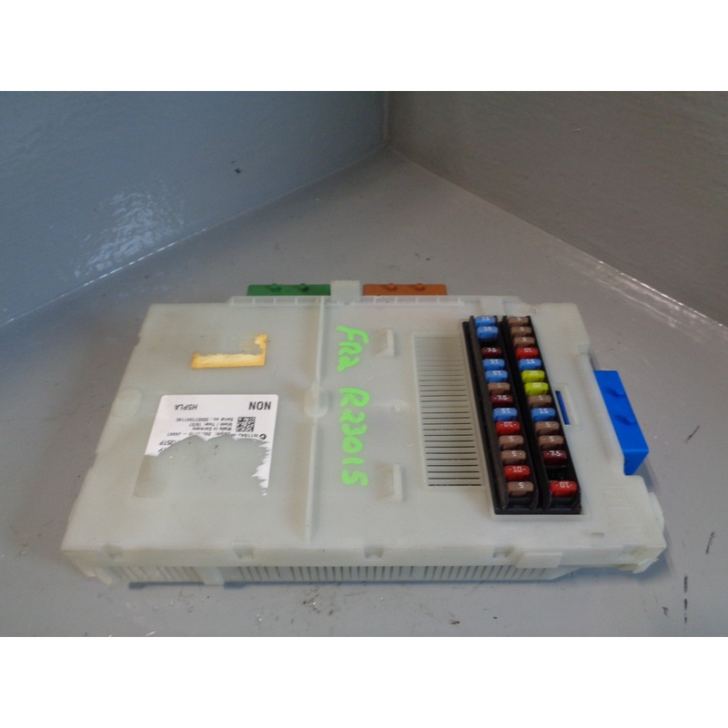 Freelander 2 2.2 TD4 Fuse Box Assembly Land Rover 2006 to 2015 R23015