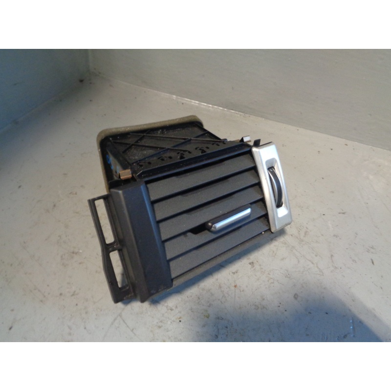 Range Rover Evoque Air Vent Front Off Side Outer BJ32018B09AB L538 2011 to 2018