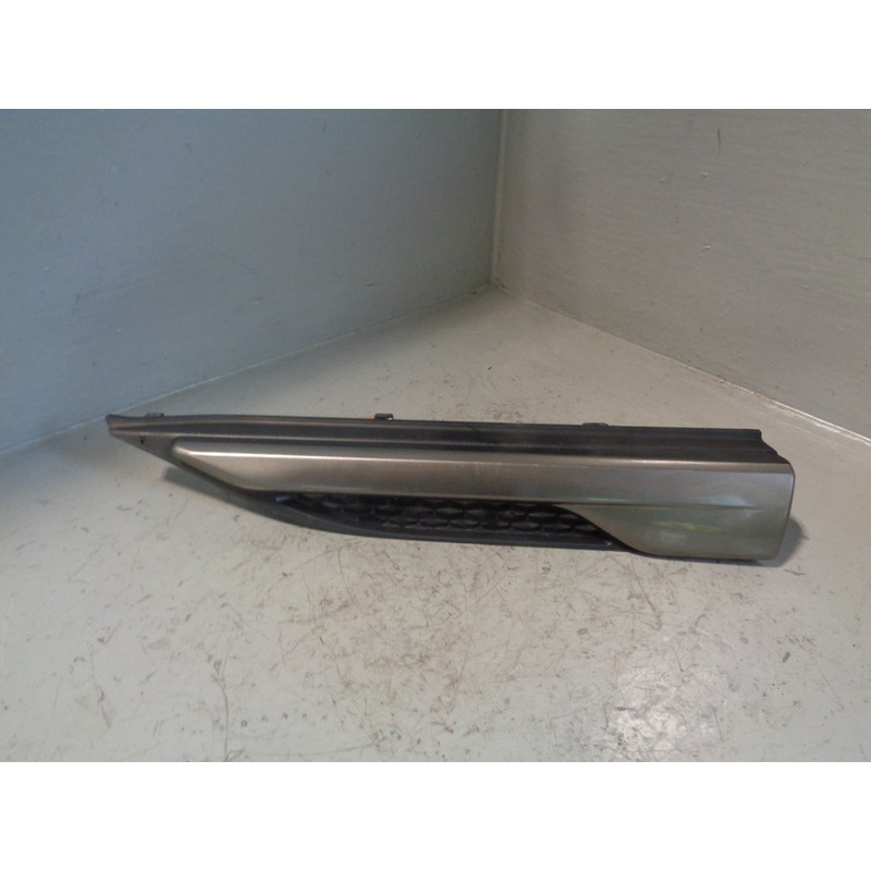 Range Rover Evoque Wing Grille Trim Grey Left BJ32 280B11 ABW L538 2011 to 2015