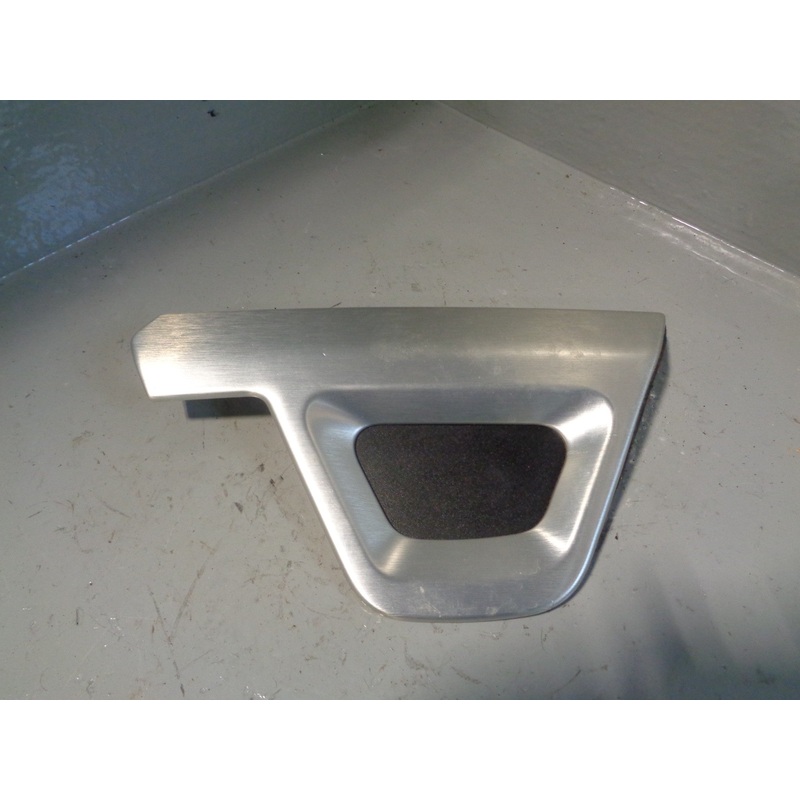 Range Rover L405 Side Trim Centre Console Near Side CK52044D85AD 2013 to 2017