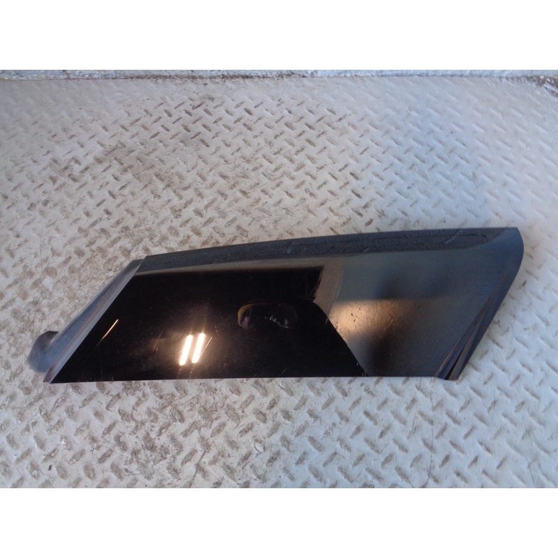 Range Rover L405 D Pillar Trim External Near Side Left in Black 2013 to 2017