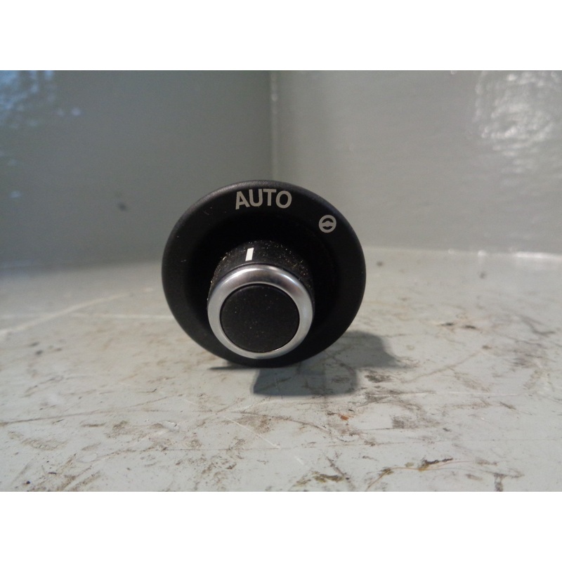 Range Rover L405 Electric Steering Column Adjustment Switch CPLA-6465-BA