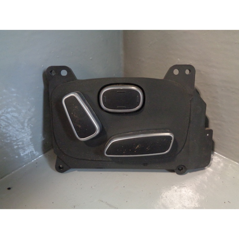 Range Rover L405 Seat Adjustment Switch Driver Right CPLA-14B566-FA LEG
