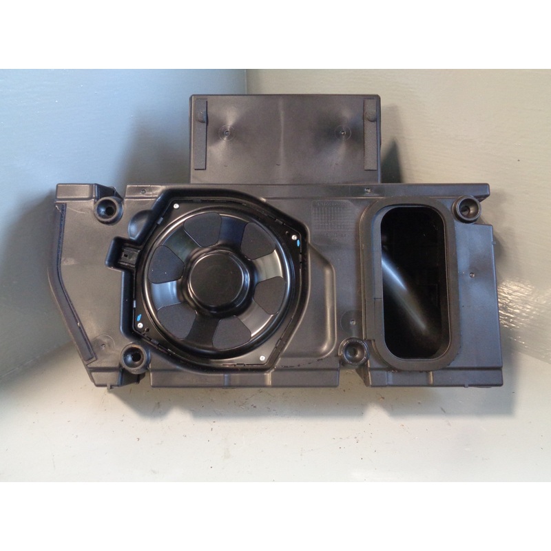 Range Rover L405 Speaker Subwoofer Bass Unit CPLA-18808-CA 2013 to 2017