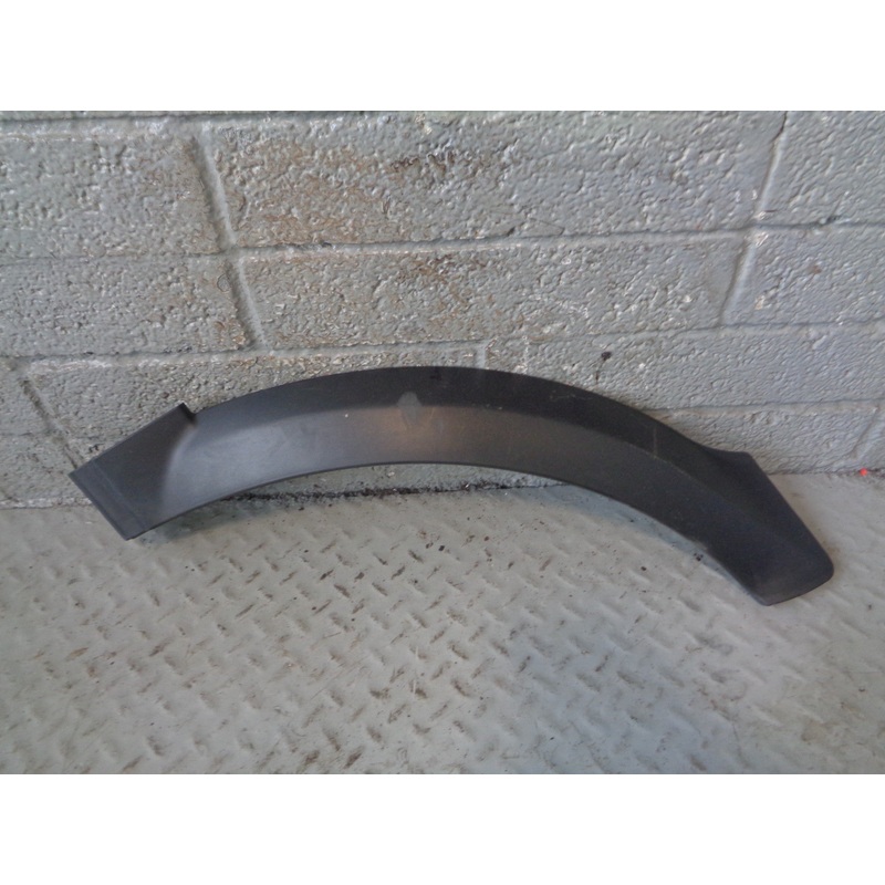Range Rover L405 Wheel Arch Trim Near Side Rear CK52-28371-AD 2013 to 2017