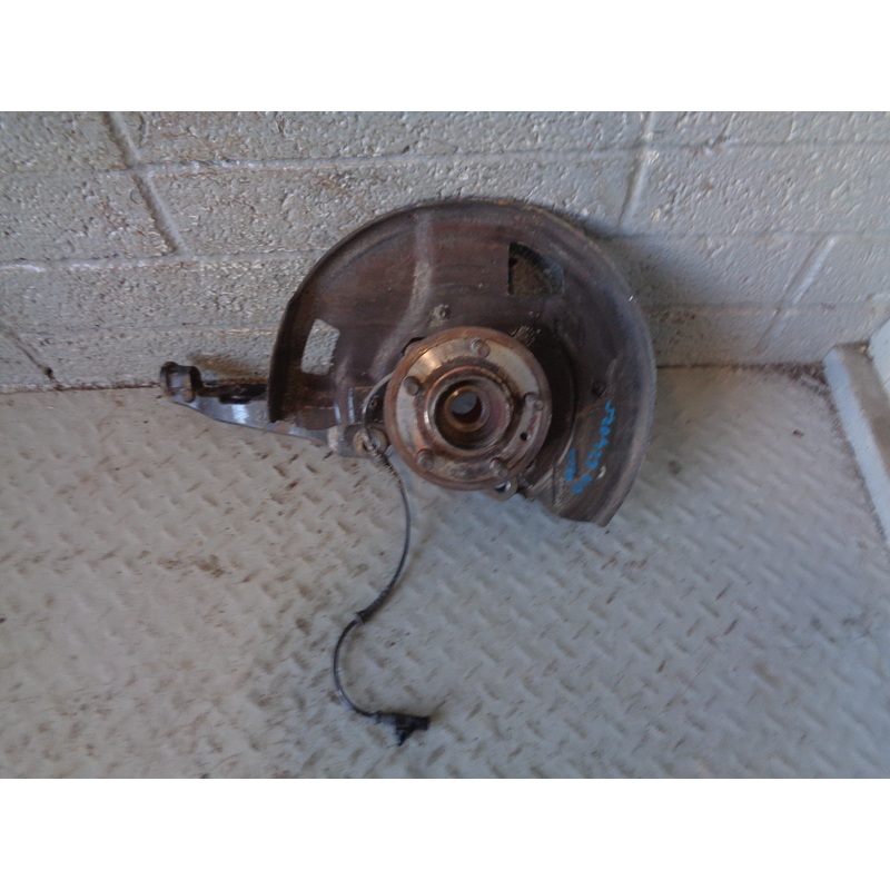 Discovery 4 Hub Off Side Front with ABS Sensor Land Rover 2009 to 2016 L24025