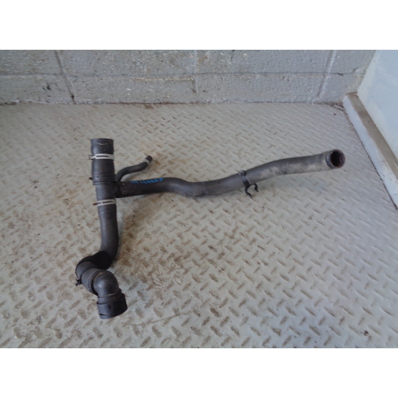 Discovery 4 Radiator Coolant Hose 3.0 TDV6 Land Rover AH22-8584-AB 2009 to 2016