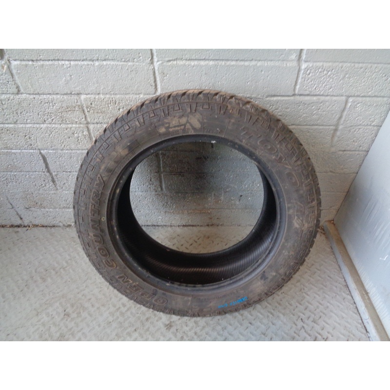 Toyo A/T Open Country Part Worn Tyre 255/55R19 255 55 19 6mm Tread L22015A