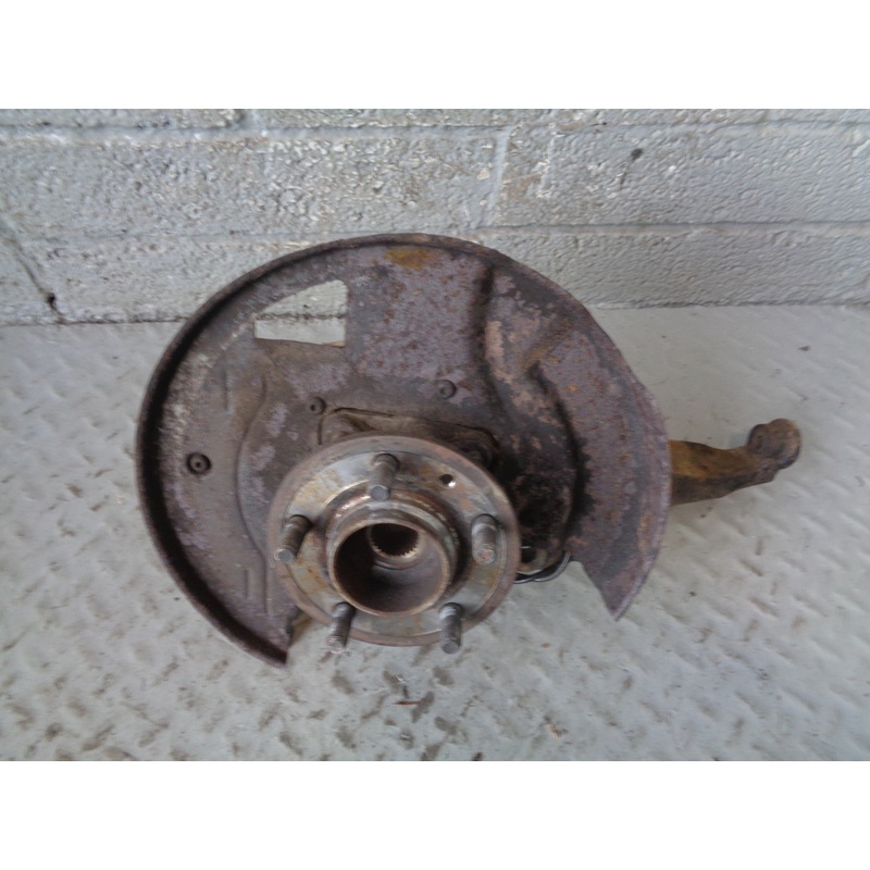 Discovery 3 Hub Near Side Front with ABS Sensor Land Rover 2004 to 2009 K16025