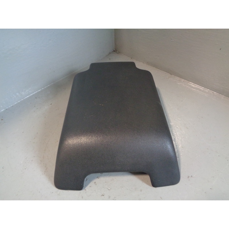 Discovery 4 Arm Rest Centre Console Black PVC Land Rover 2009 to 2016 K18035